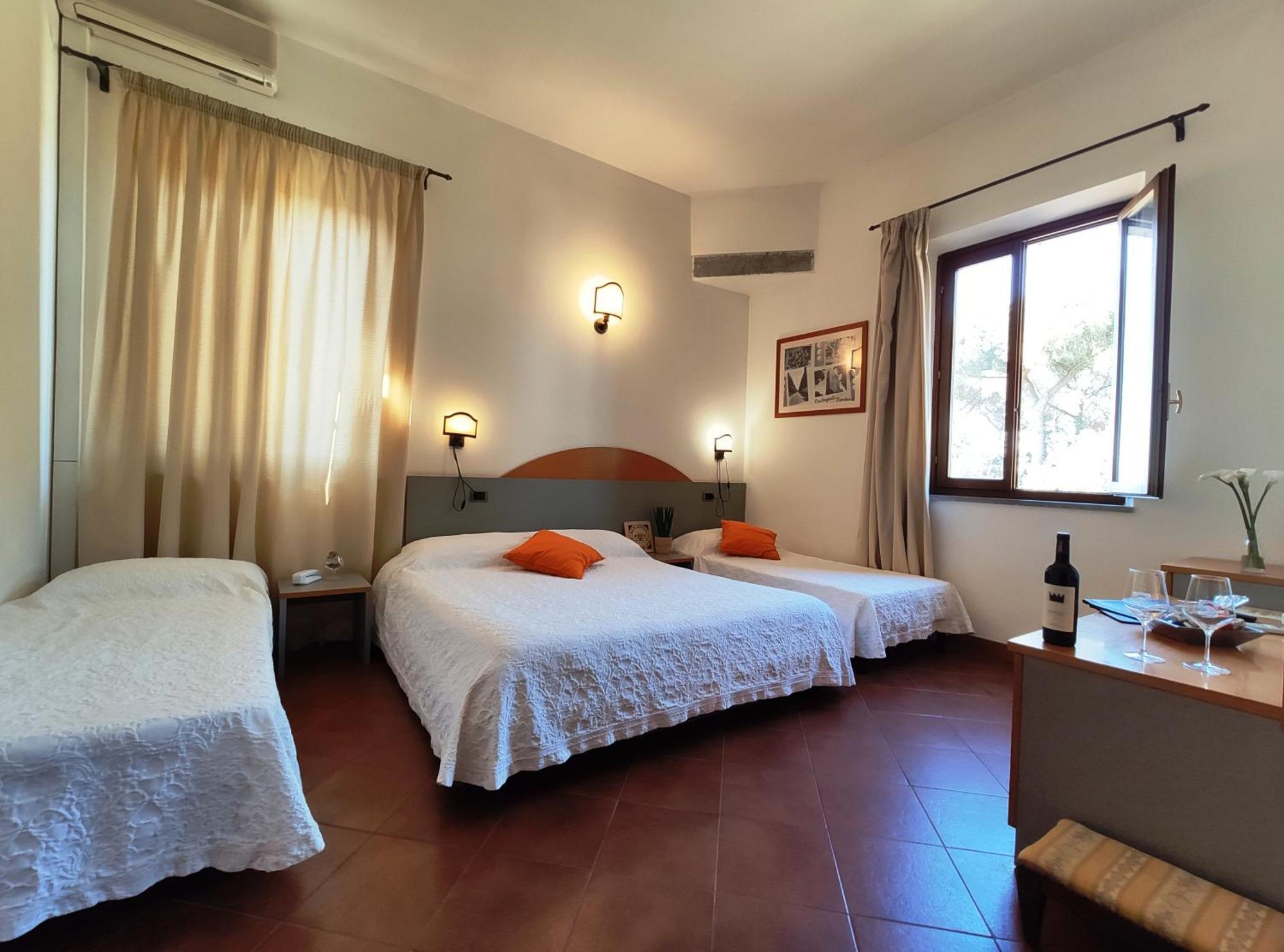 Locanda Menabuoi Donoratico Luaran gambar